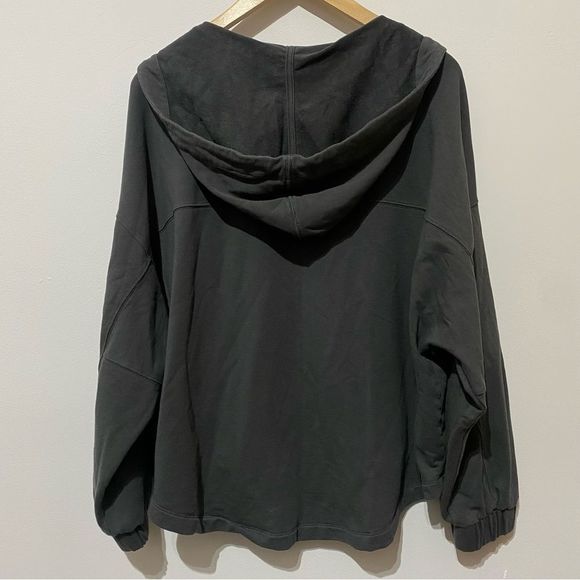 Knix Good to Go Fleece Oversized Hoodie - Picture 5 of 6